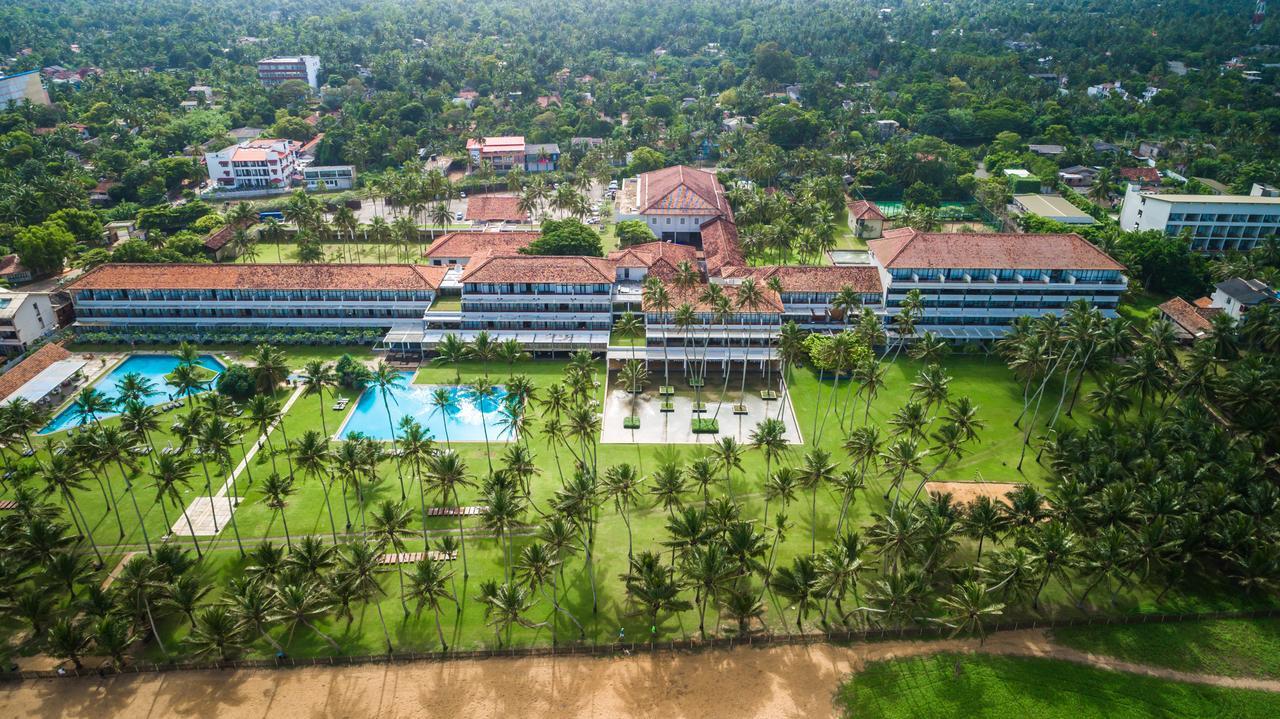 The Blue Water - Geoffrey Bawa Heritage - City Resort Hotel Wadduwa Exteriör bild